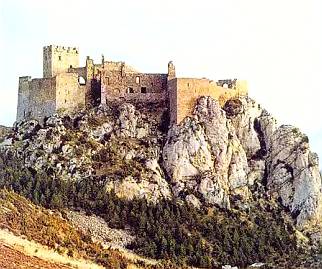 Замок Лоарре, резиденция первых арагонских королей.